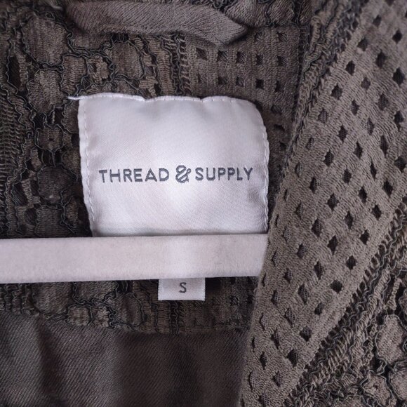 Thread & Supply Lightweight Utility Jacket with Detail Collar, Size Small - Picture 3 of 9